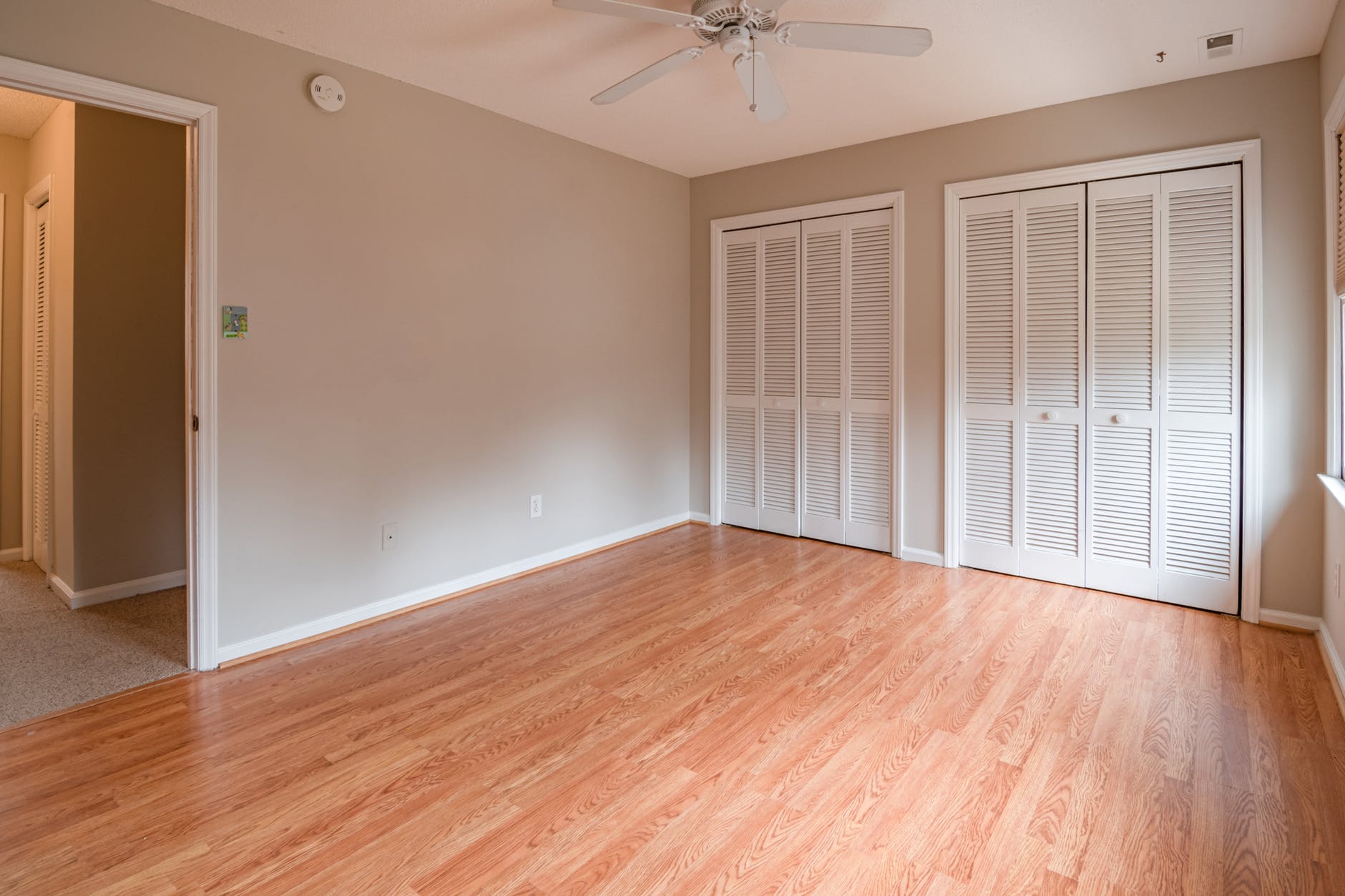 Essential things you should know when refinishing a hardwood floor!
