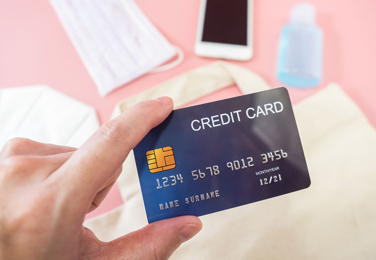 Credit Card vs. Debit Card: What are the Differences between them?